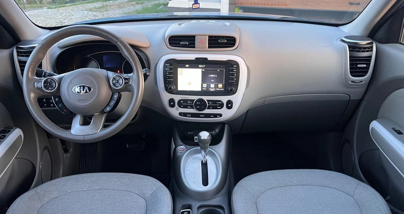 Kia Soul cena 31900 przebieg: 125000, rok produkcji 2015 z Prochowice małe 781